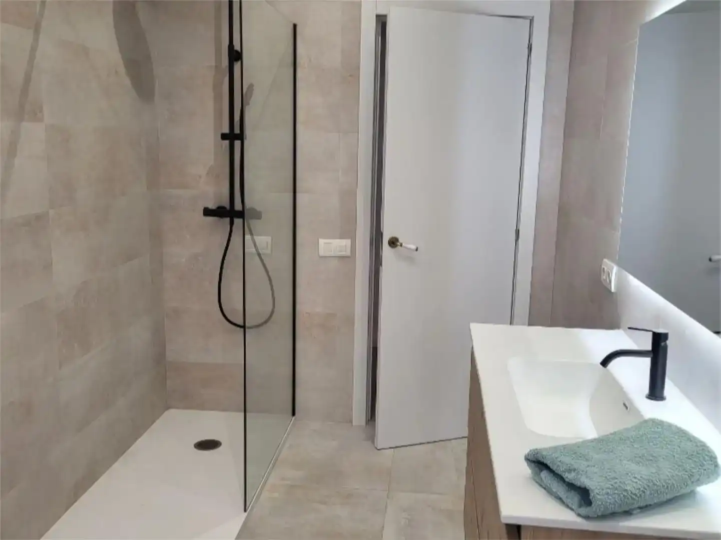Casa adosada en  Carrer de Vilarrúbias 58 - Foto 19