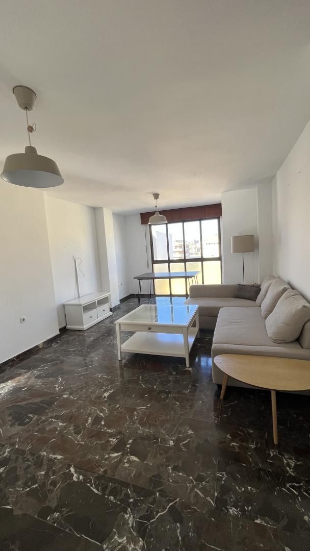 Piso en  Calle Héroe de Sostoa 39