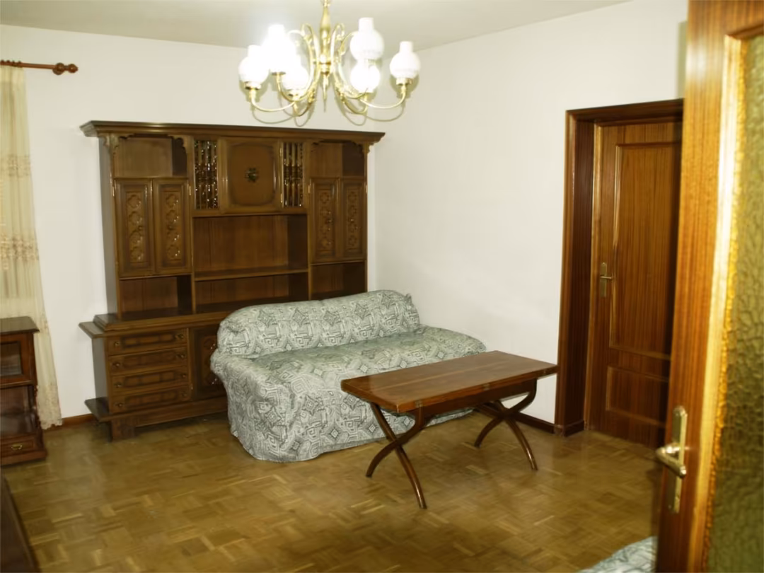 Piso en  Calle Castro de Oro 61 - Foto 8