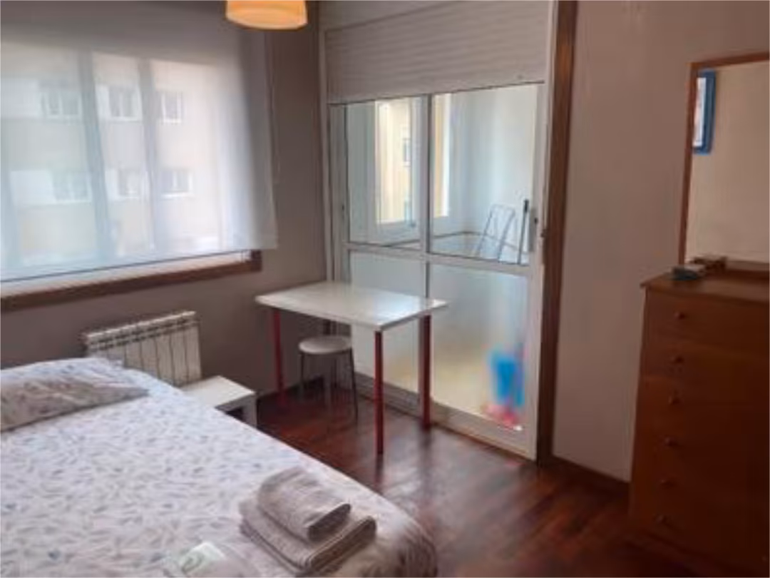 Piso en A CORUÑA CIUDAD (barrio Mesoiro) - Foto 4