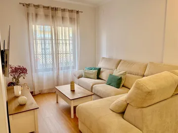 Casa adosada en  Calle Molino de la Tapada 1 - Foto 1