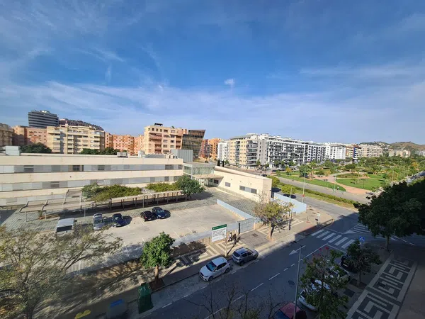 Piso en calle Béla Bartók, 3