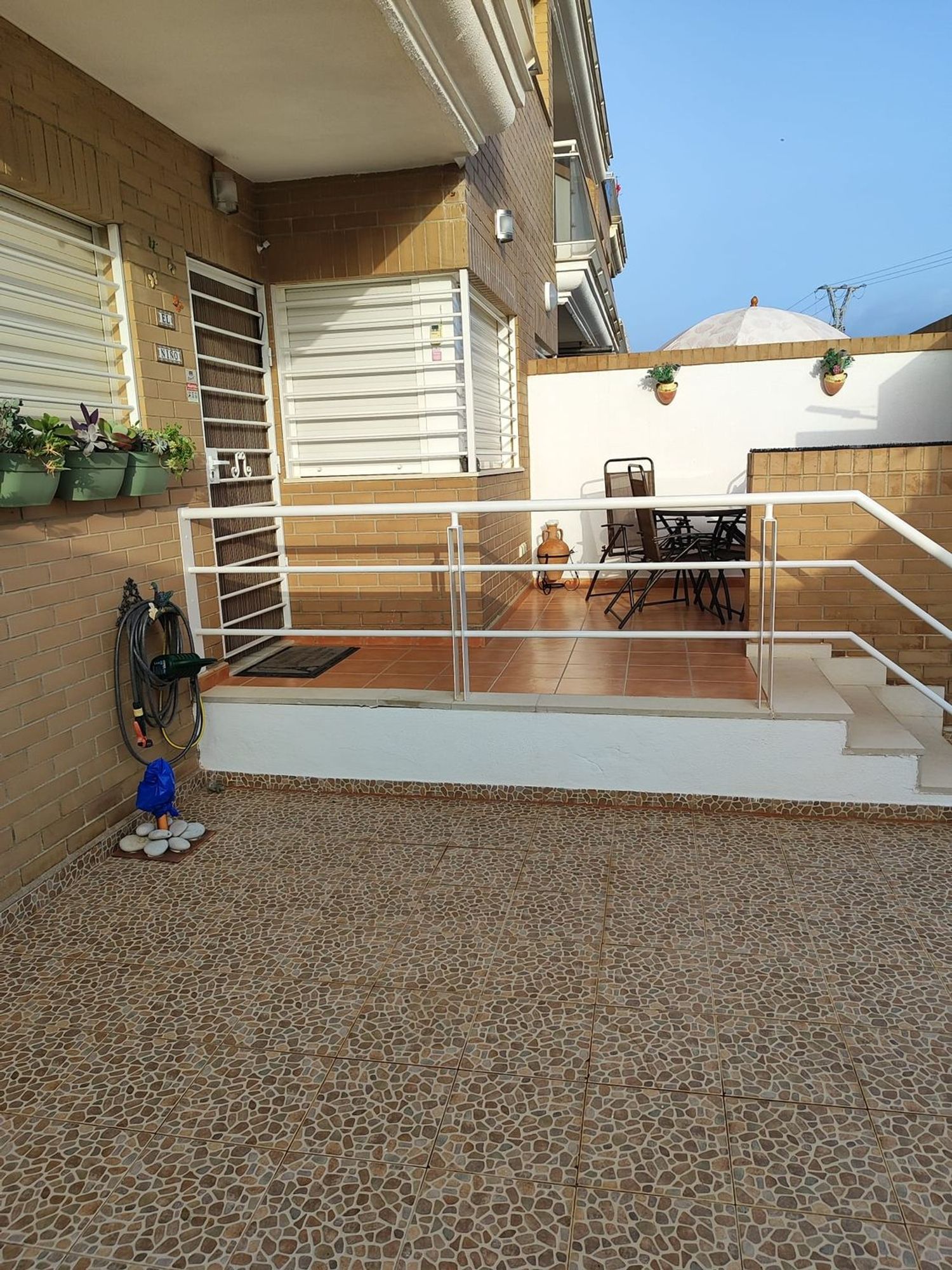 Chalet pareado en Calle d'Alemanya, 2, Torre la Sal, Torre la Sal - Foto 2
