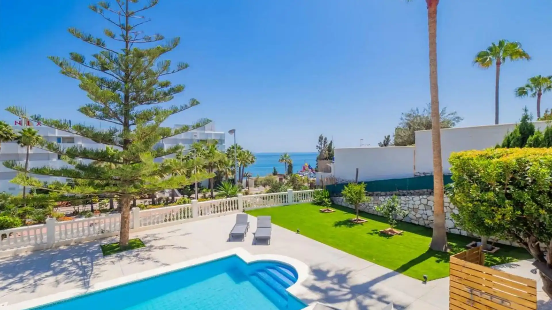 Chalet en  Calle Maestro Segovia 23 - Foto 2