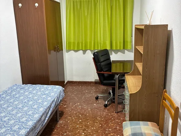 Piso en Calle Doctor Sánchez Mariscal, 6, Plaza de Toros - Foto 5