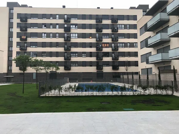 Piso en Calle Oslo, 49, Parque oeste - Fuente Cisneros - Foto 1