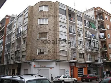 Piso en  Calle General Moscardó 5 - Foto 1