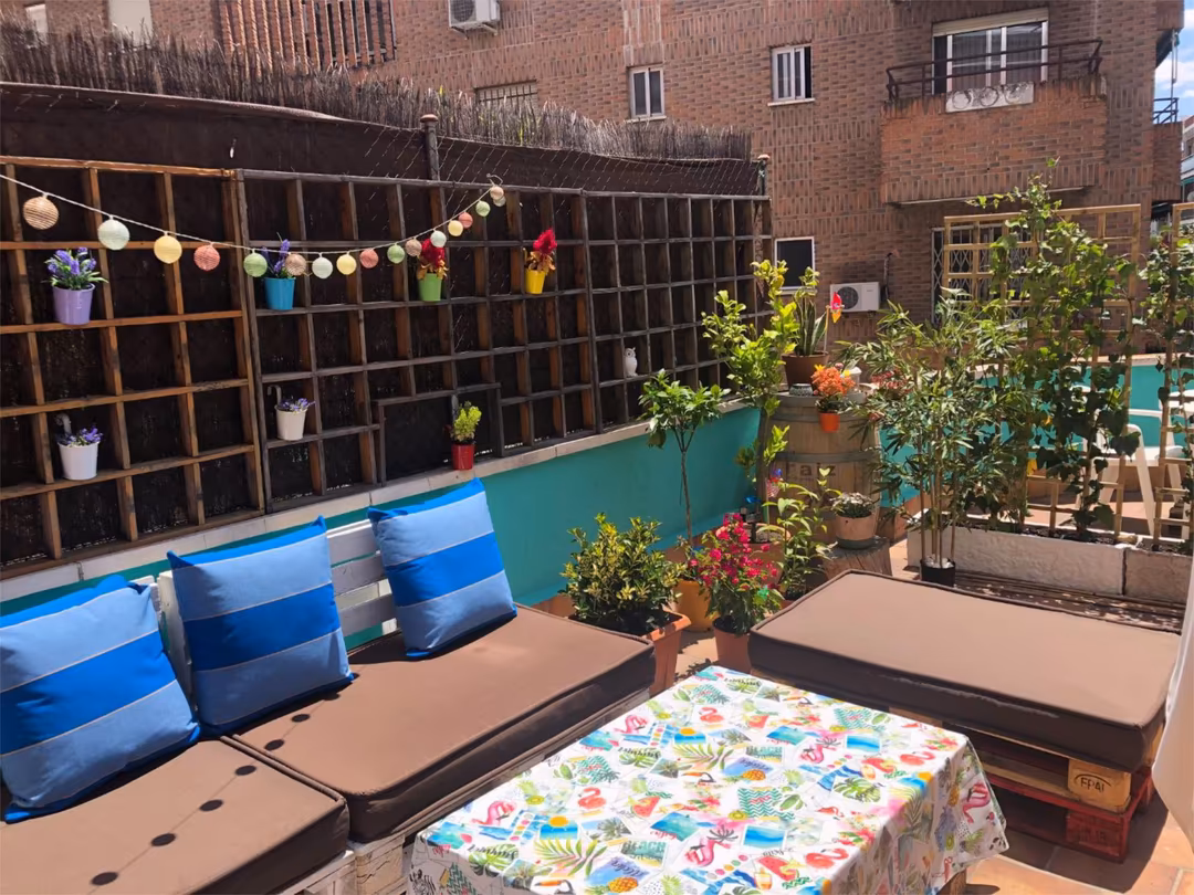 Apartamento en  Calle Santa María de la Cabeza 3