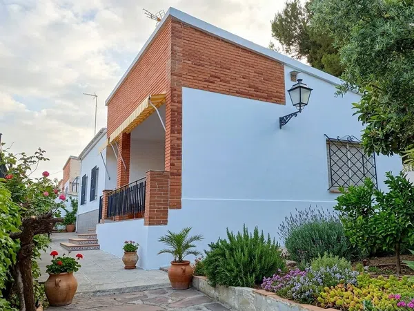 Casa o chalet independiente en Avenida Altico Paredes Calican, 24 - Foto 1