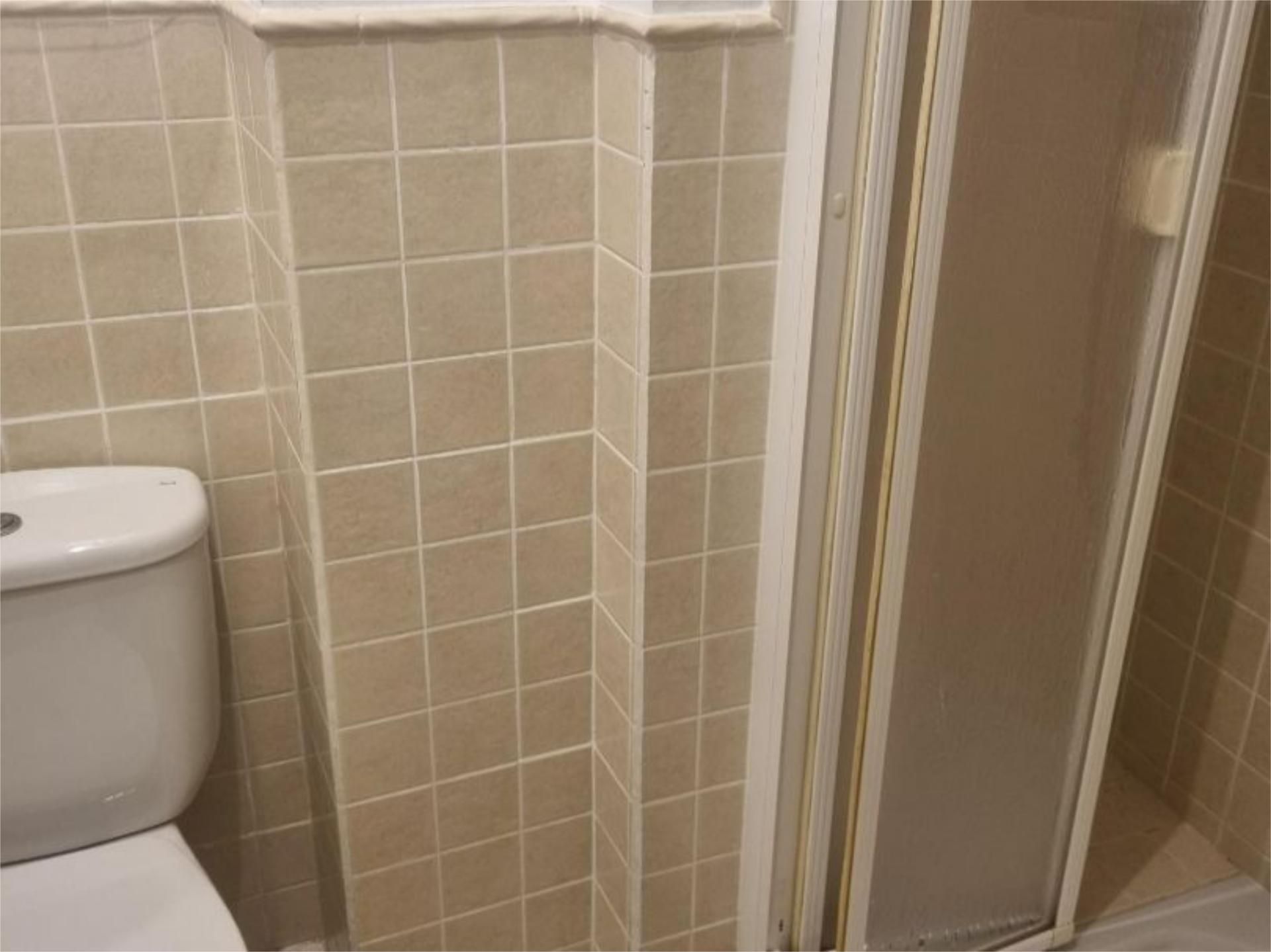 Piso en  Calle Pedro Pérez Fernández 27 - Foto 9