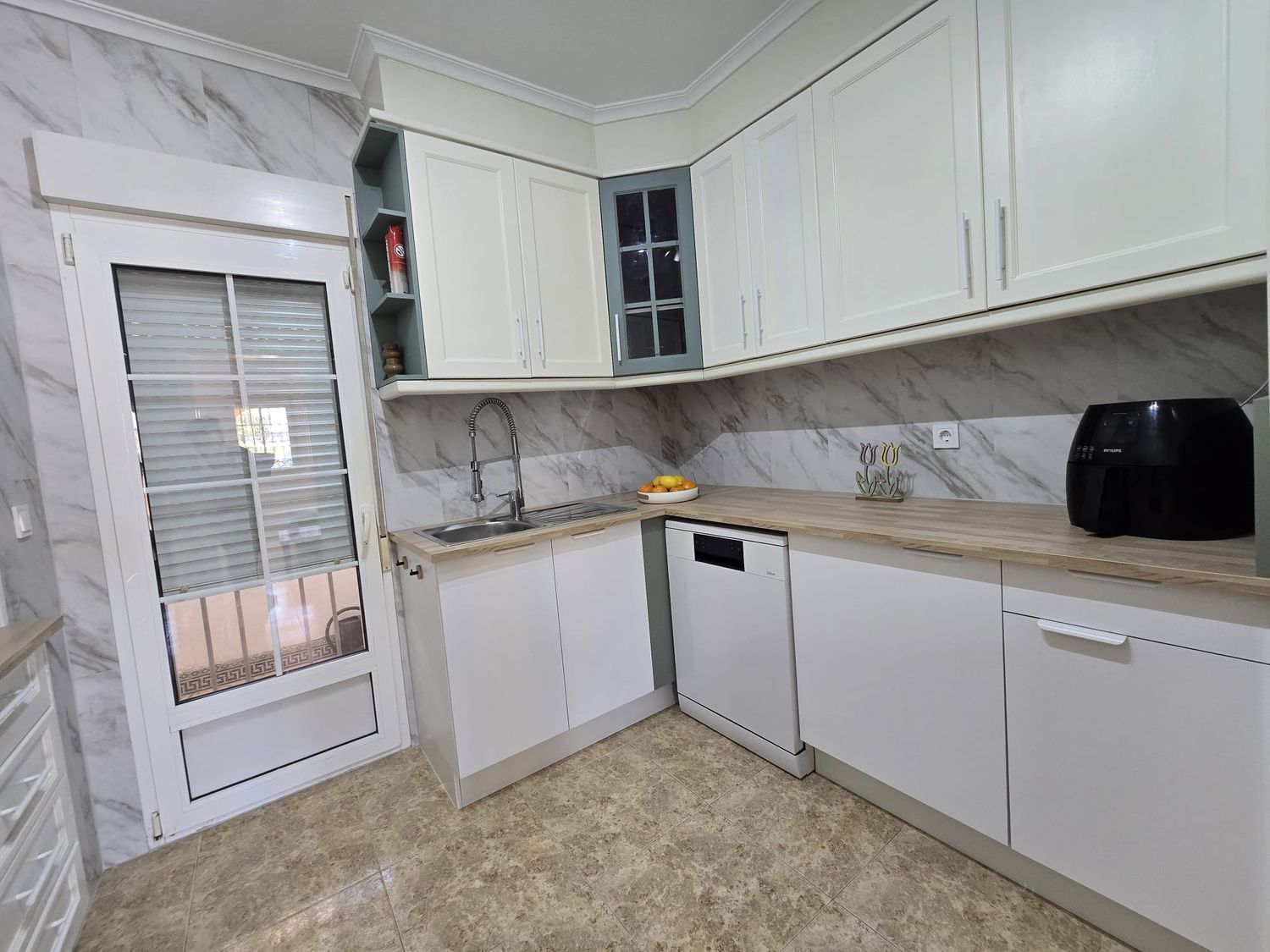 Chalet adosado en Calle Navia, 338, Villamartín - Foto 8