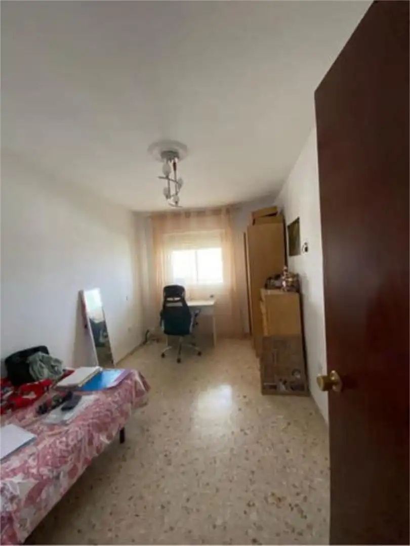 Piso en Valdepasillas - Foto 2