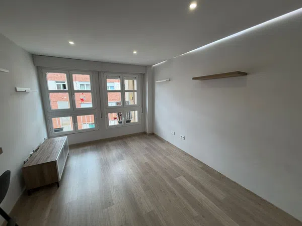 Piso en calle Pintor Almela Costa, 6 - Foto 5