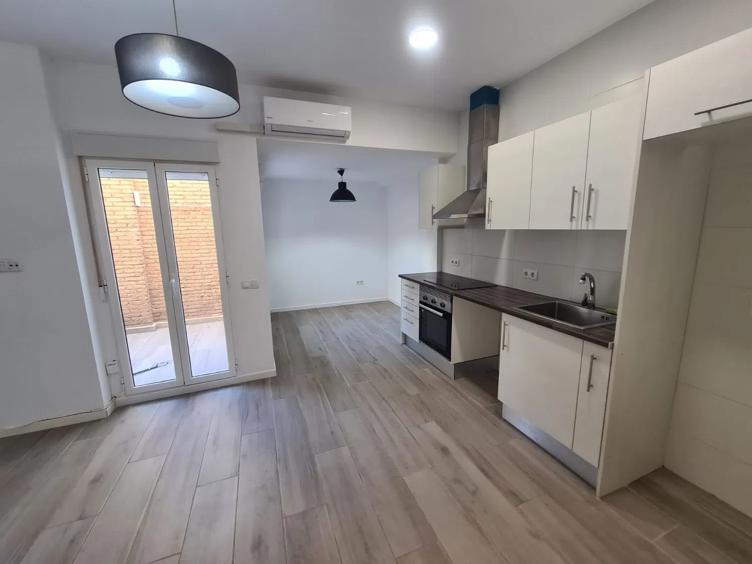 Piso en calle de l'Arxiduc Carles, 47 - Foto 1