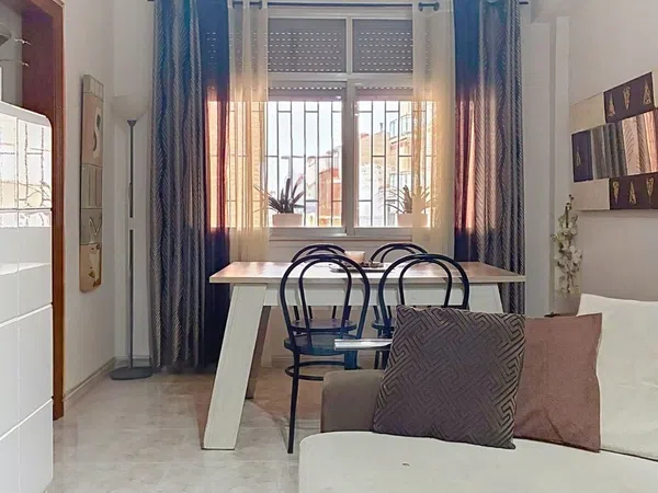 Piso en calle de Ntra. Sra. de la Mercè, 9 -11 - Foto 2