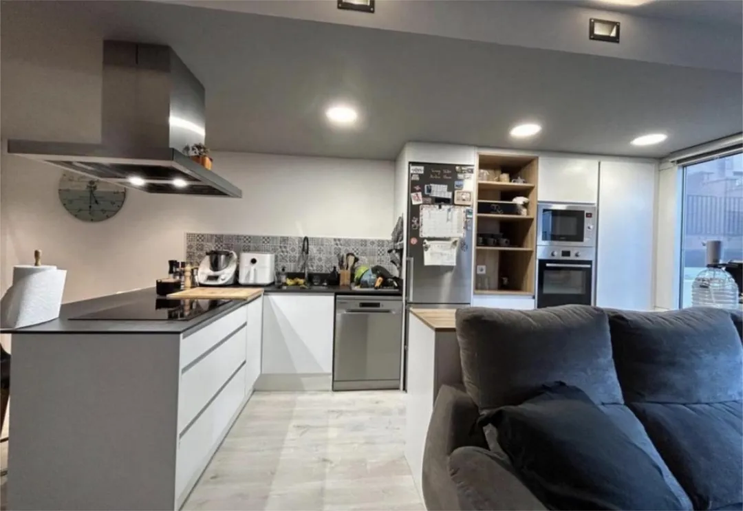 Casa adosada en  Carrer de Manuel Carrasco i Formiguera 37 - Foto 3