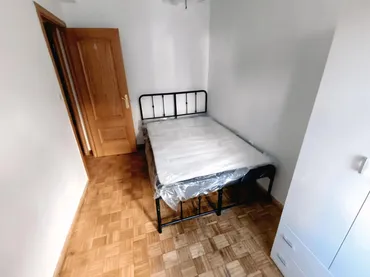 Piso en  Calle San Vicente 8 - Foto 4