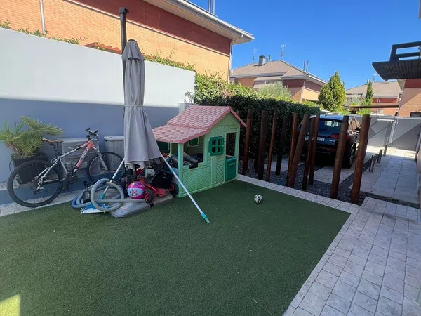 Chalet pareado en Villalbilla - Foto 17