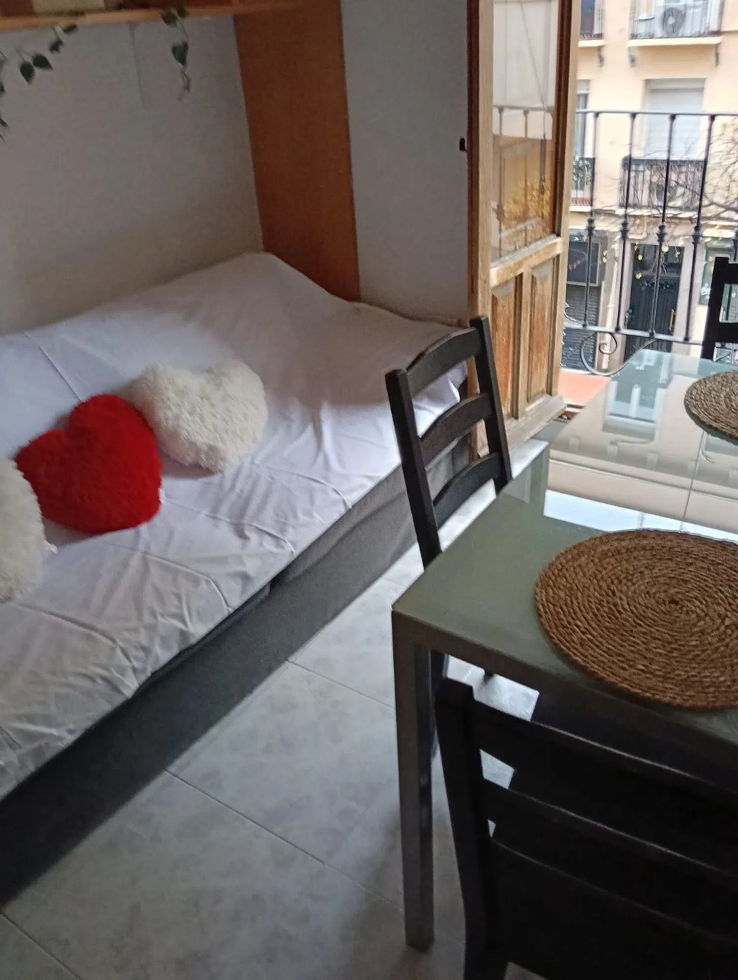 Piso en calle del Cardenal Cisneros, 12 - Foto 1