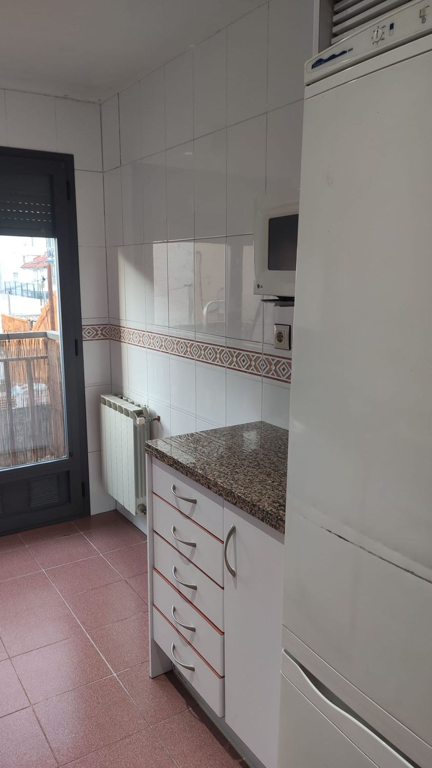 Piso en calle Julián Rabanedo, 48 - Foto 4