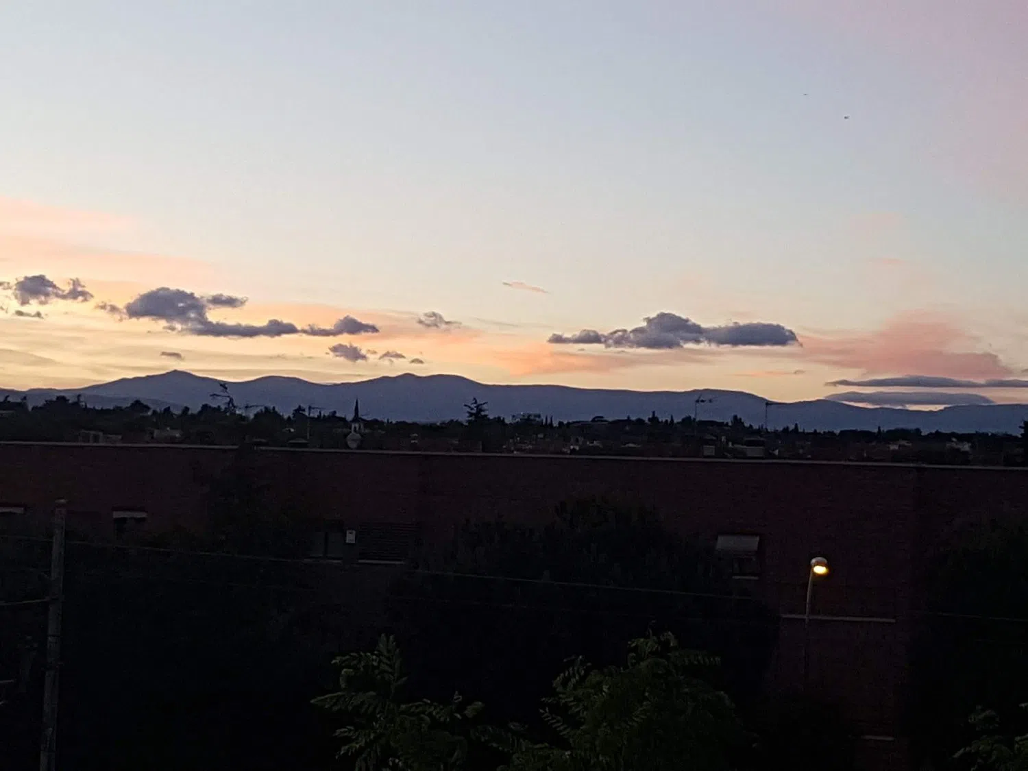 Piso en avenida del Talgo, 132 - Foto 1