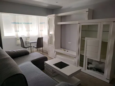 Piso en avenida de Monforte de Lemos, 125