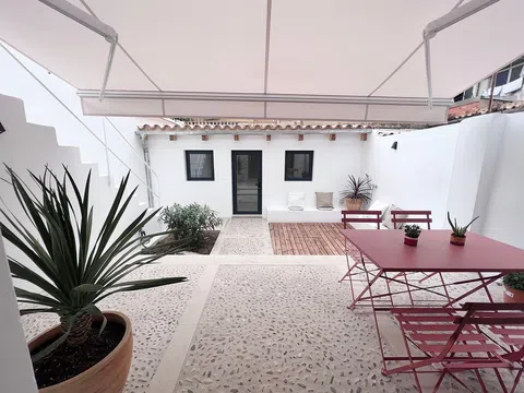 Chalet adosado en calle d'Alòs, 15