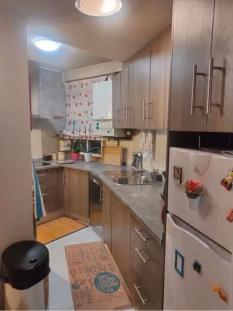 Piso en Plaza de Galicia - Foto 5