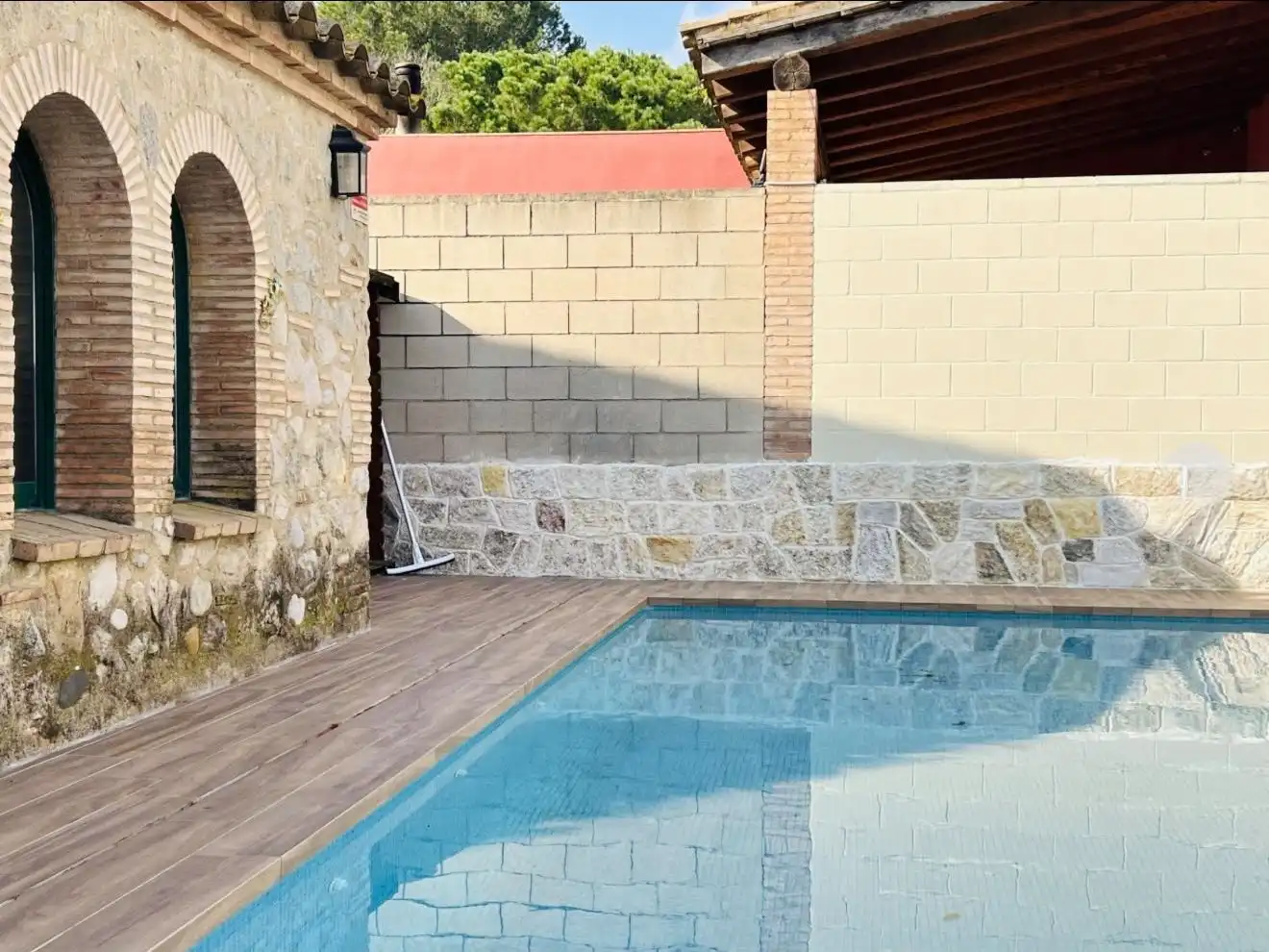 Chalet en  Carrer de Monturiol 1 - Foto 7