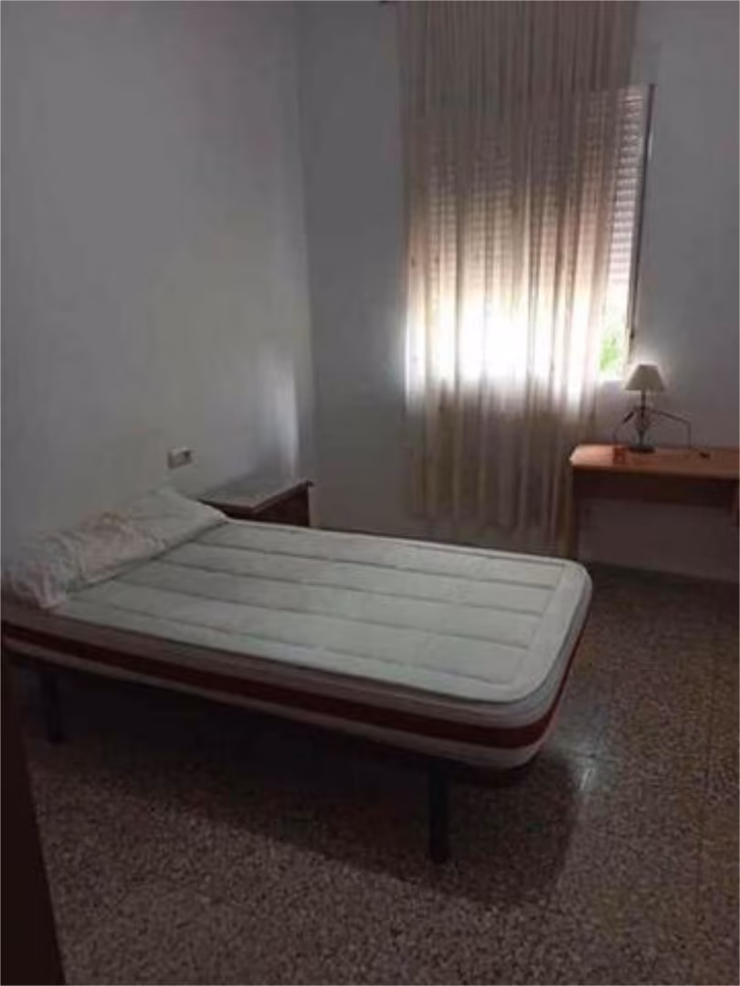 Piso en Ciudad Jardín - Foto 2