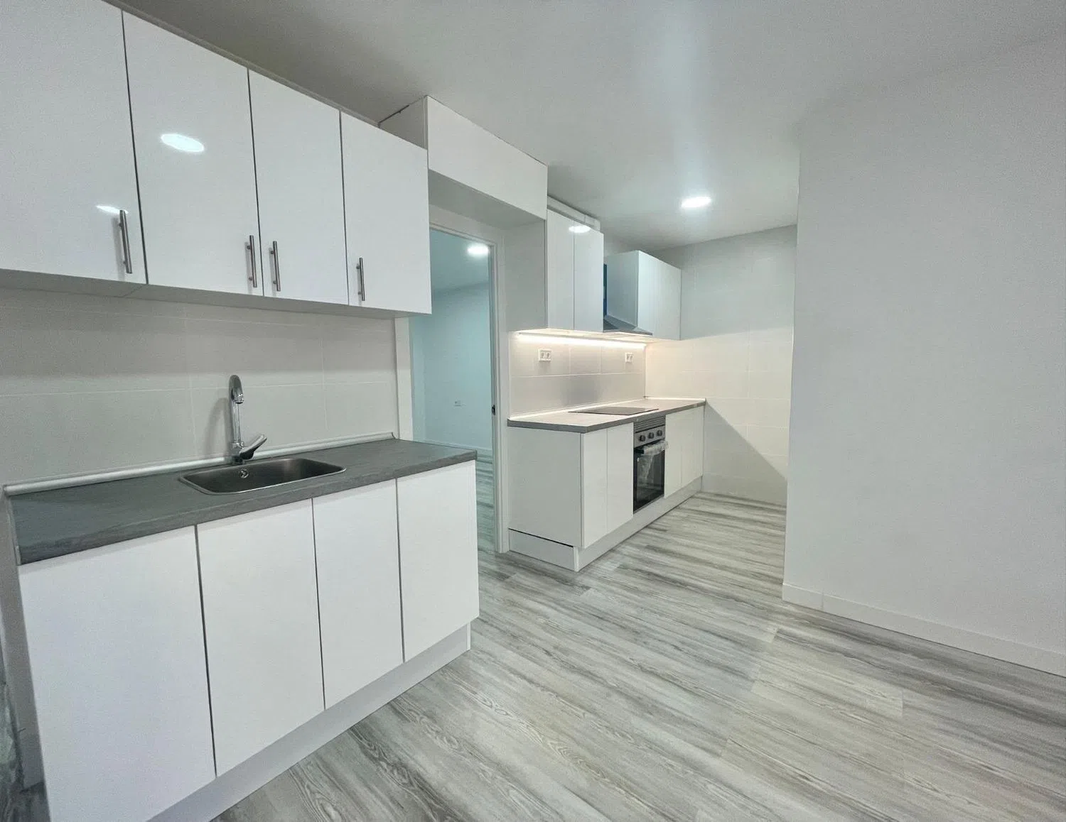 Piso en calle de la Rosa d'Alexandria, 48 - Foto 2
