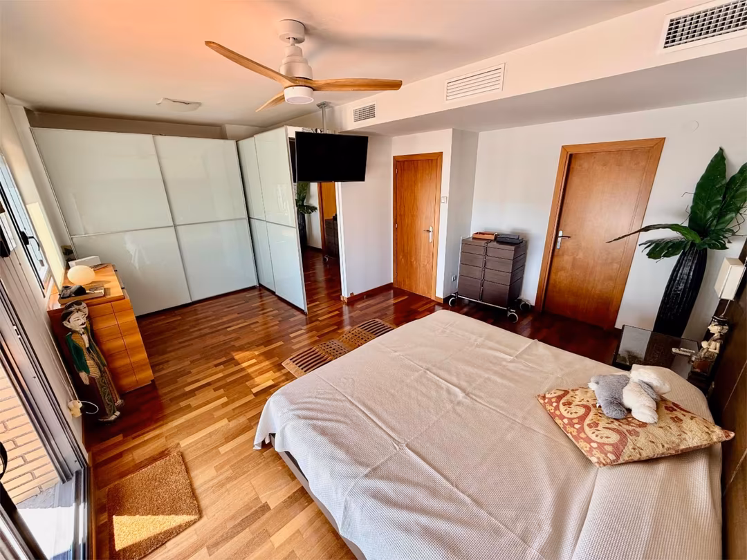 Piso en  Camí Antic de València 49 - Foto 10