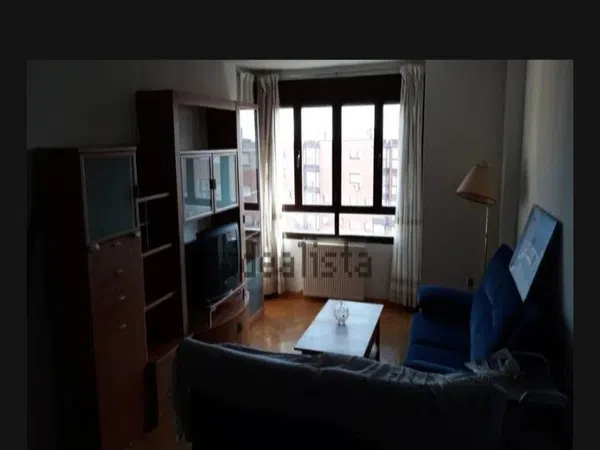 Piso en calle Omega, 44