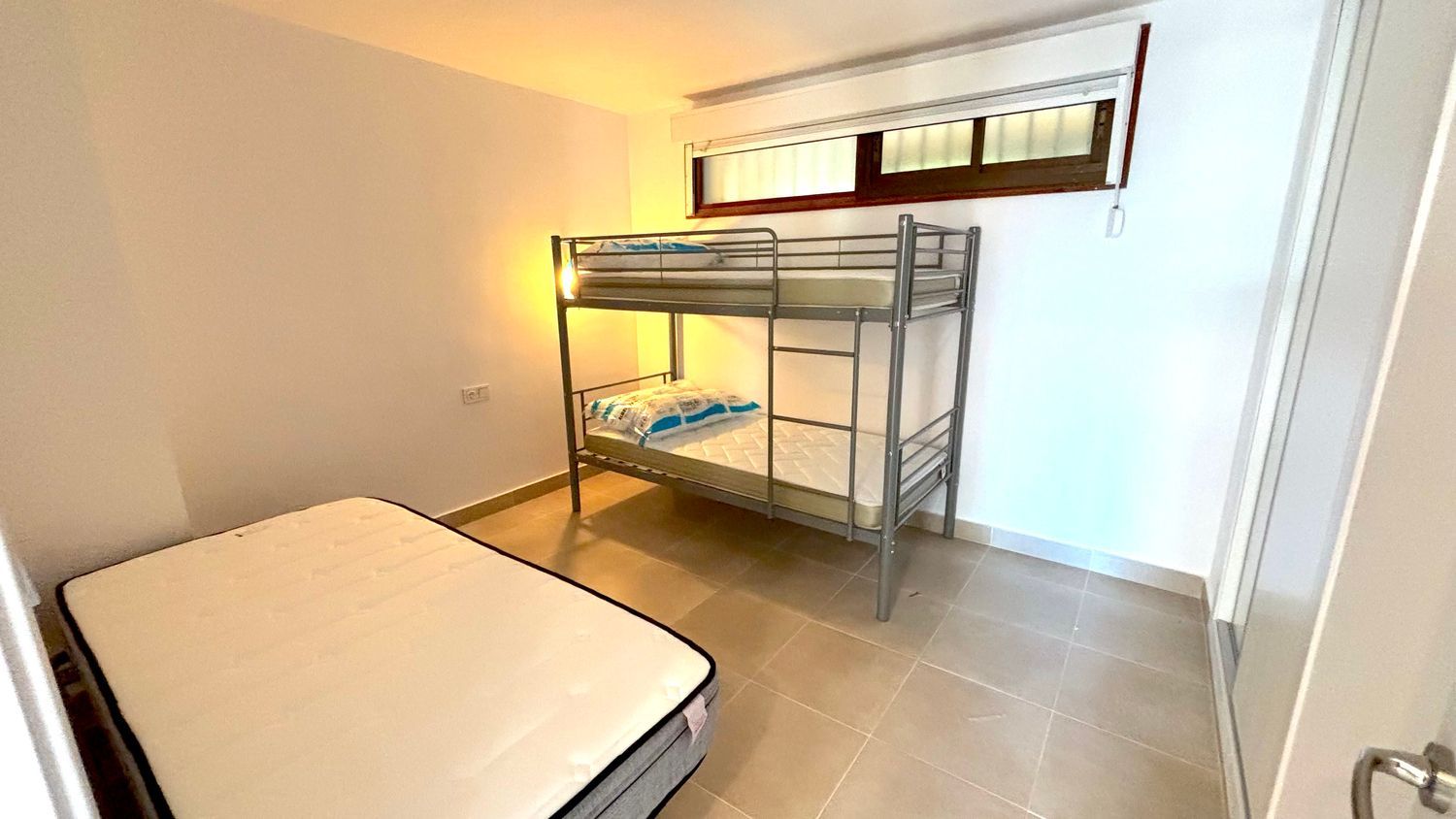 Piso en avenida Carvajal, 59 b - Foto 20