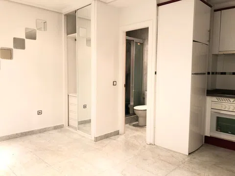 Estudio en paseo de las Delicias, 33