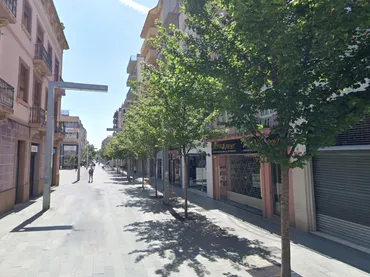Local comercial en  Plaça Lluís Perpinyà 8 - Foto 4