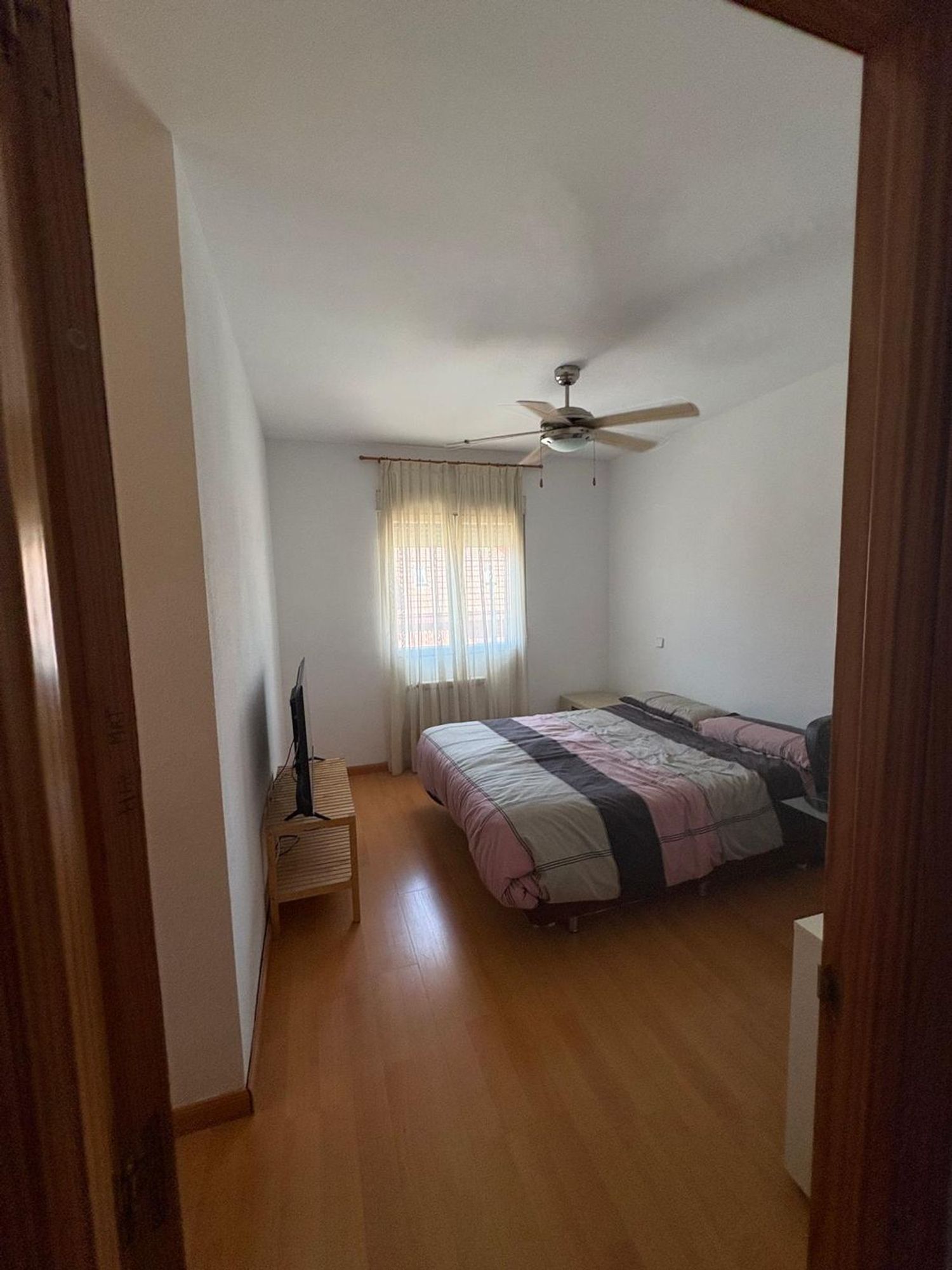 Chalet pareado en Calle Miguel de Cervantes, 38 - Foto 2