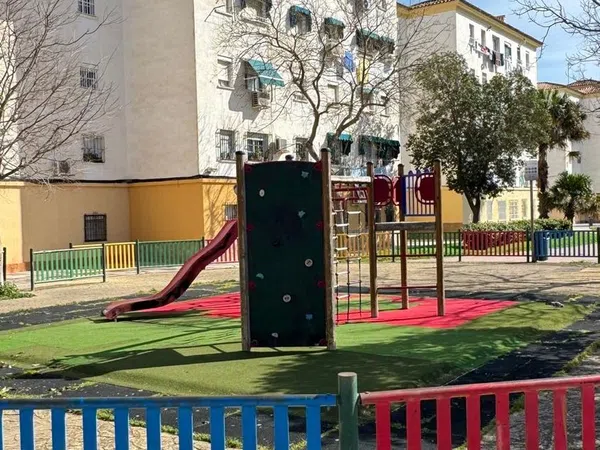 Piso en Barrio Ciudad Jardín - Foto 9