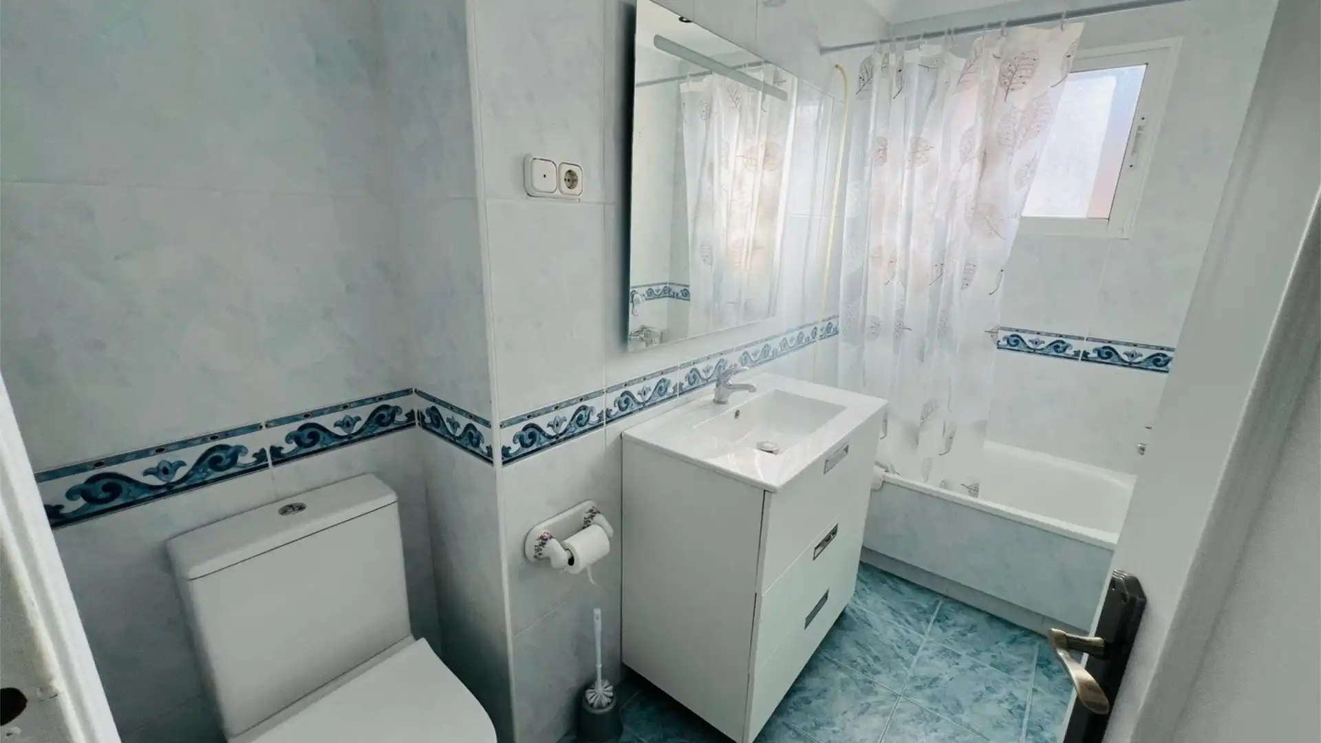 Piso en  Avenida de Benyamina 23 - Foto 11