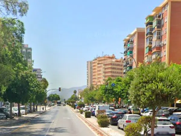 Piso en Calle Francisco Padilla, Los Guindos - Parque Mediterráneo - Santa Paula - Foto 1