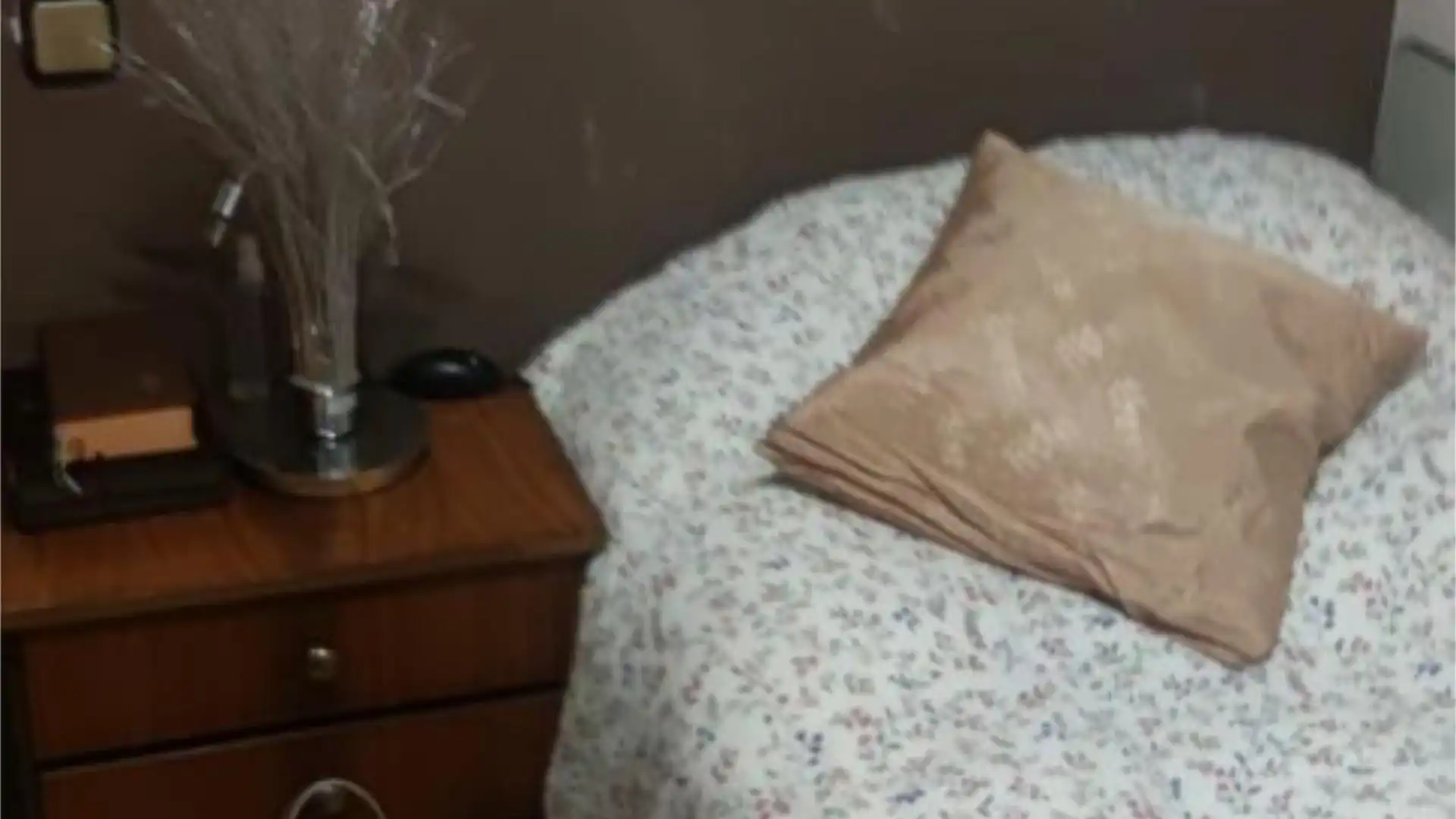 Casa adosada en  Carrer de l'Abat Escarré 34 - Foto 5