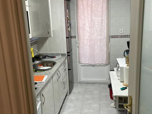Piso en Calle de Tarragona, 19, Ciudad Jardín - Parque Roma - Foto 6