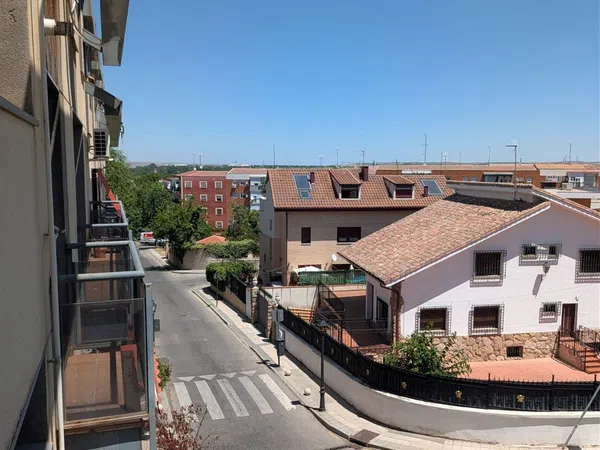 Piso en Calle de la Fuente de la Reina, 1 - Foto 1
