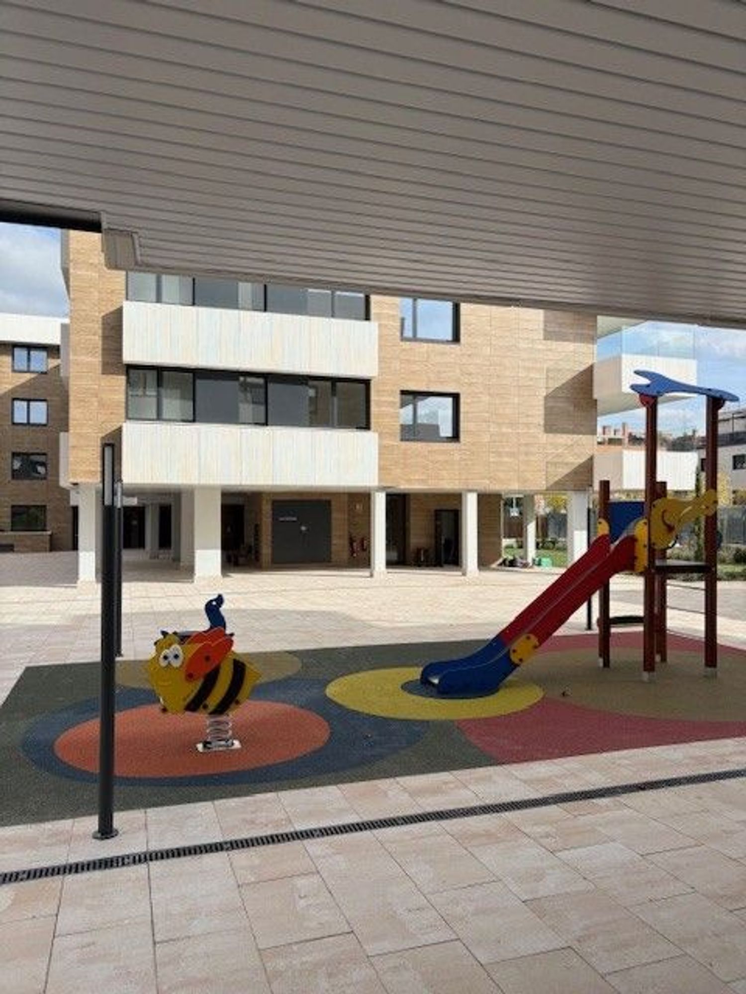 Piso en Urb. monteturia Barrio Prado de Somosaguas - Foto 25