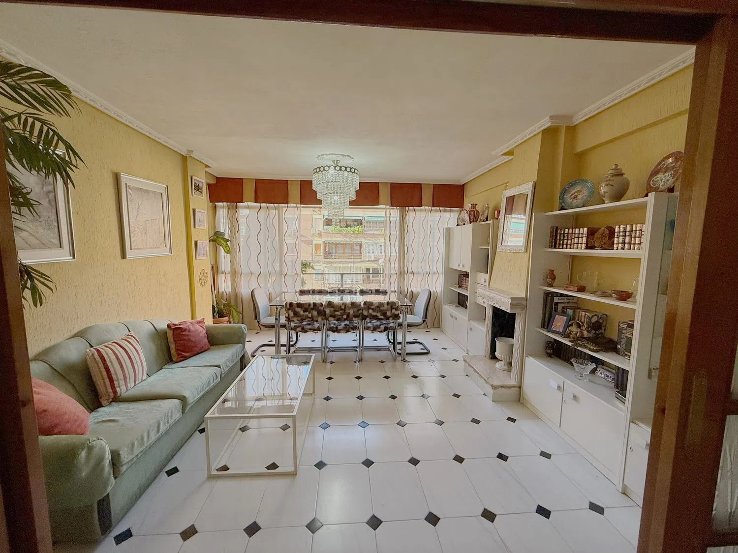 Piso en Barrio El Carrascal - Foto 1