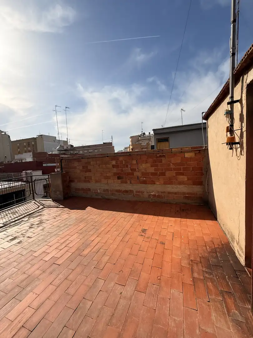 Casa adosada en  Carrer de la Germana Felisa 12 - Foto 8