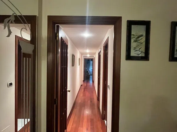 Piso en calle San Vicente, 60 - Foto 2