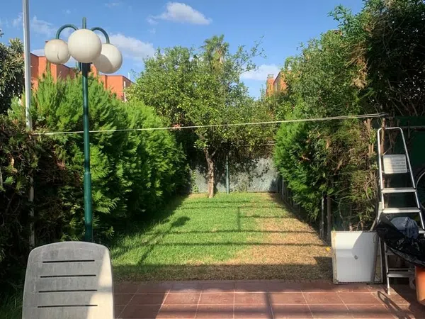 Chalet adosado en Calle Luis Fuentes Bejarano C, 50 - Foto 2
