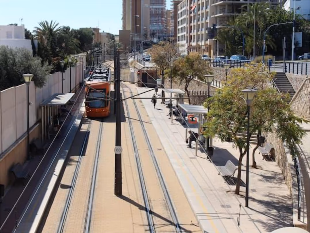 Piso en  Avenida de Villajoyosa 99 - Foto 16