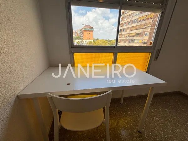 Piso en Avenida de la Constitució, Torrefiel - Foto 9